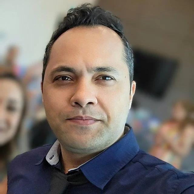 Saman Ghadirian